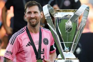 দ্বিতীয়বার টানা সেরা খেলোয়াড় মেসি