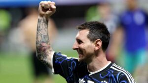 1784169335_messi-68
